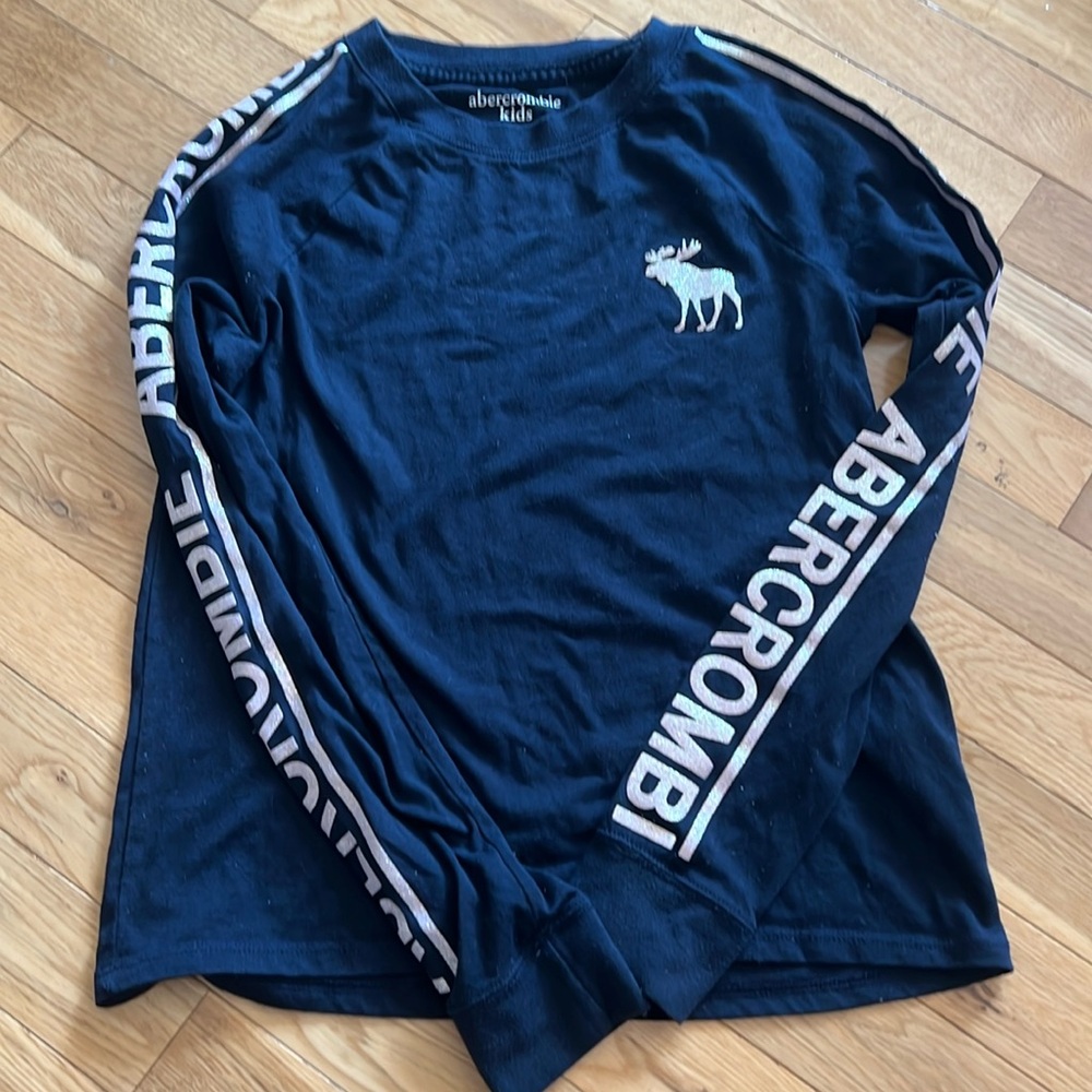 Abercrombie Kids girls Navy long sleeve tee size 9/10